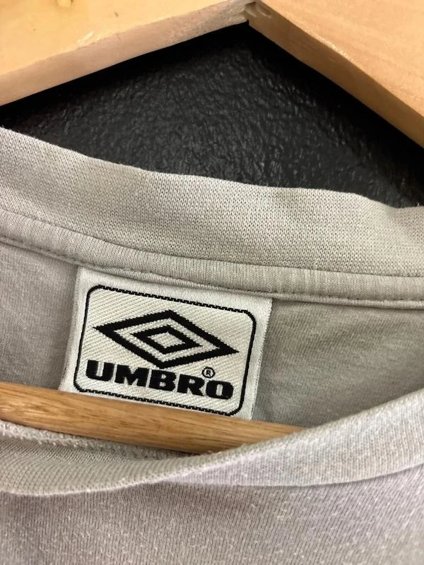 Umbro T-Shirt Vintage 90s Grey Streetwear Embroidered Premium Edition – photo 4